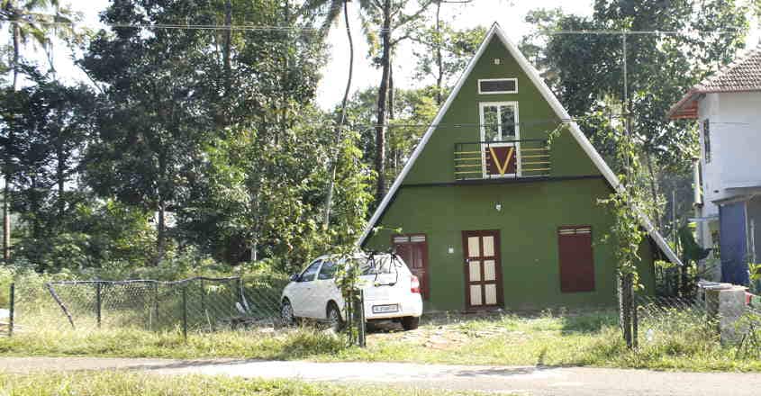 triangular-house-kottayam triangular-house-kottayam
