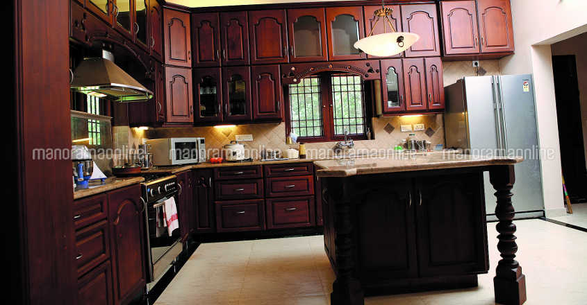 vasthu-nalukettu-kitchen vasthu-nalukettu-kitchen