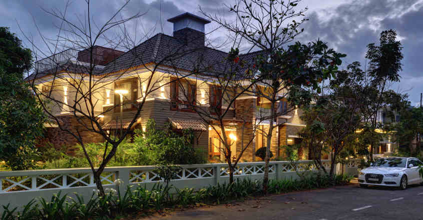 thalassery-house-night thalassery-house-night