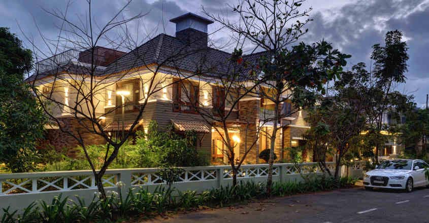 thalassery-house-night thalassery-house-night