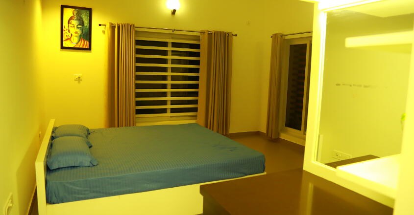 master-bedroom master-bedroom