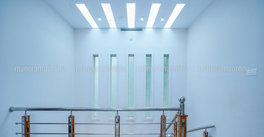 48-lakh-home-malappuram-stair 48-lakh-home-malappuram-stair
