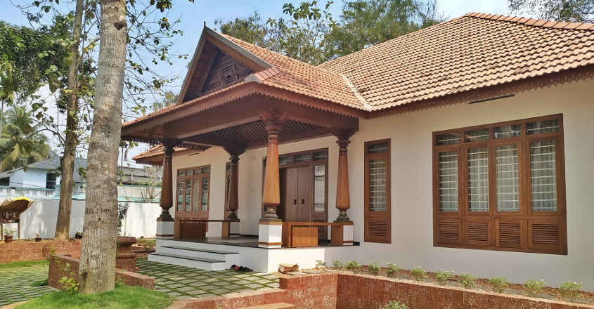 traditional-home-pandalam-view traditional-home-pandalam-view