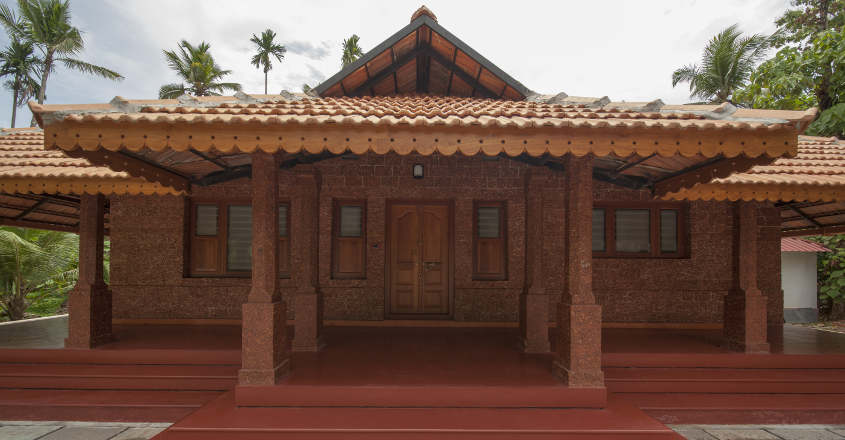 traditional-home-exterior traditional-home-exterior