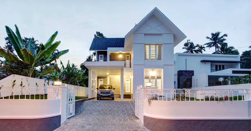 colonial-home-perumbavur colonial-home-perumbavur
