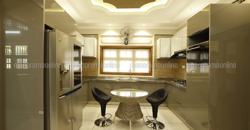 quadruplets-home-kannur-modern-kitchen quadruplets-home-kannur-modern-kitchen
