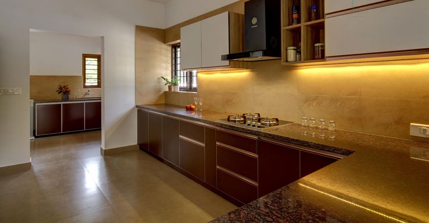 thaneermukkom-house-kitchen thaneermukkom-house-kitchen