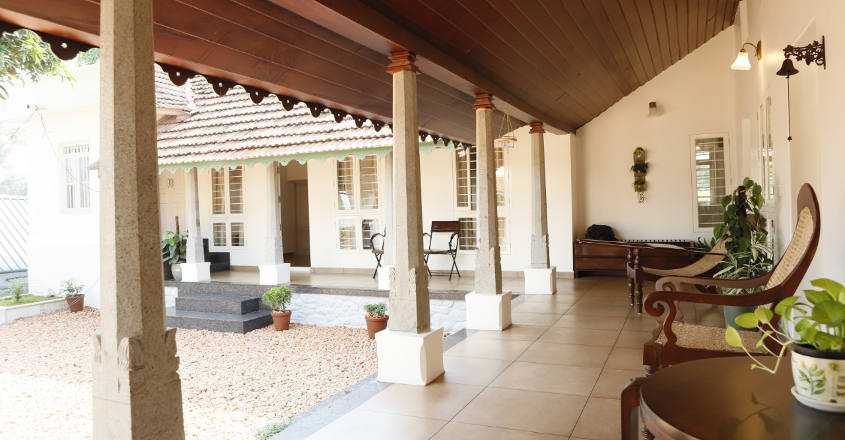 150-year-old-house-adoor-sitout 150-year-old-house-adoor-sitout