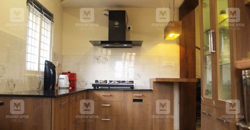 30-lakh-home-muvattupuzha-kitchen 30-lakh-home-muvattupuzha-kitchen