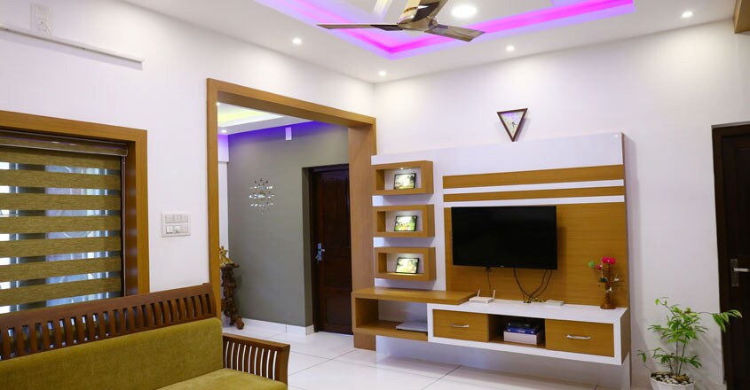 renovated-house-payyanur-living renovated-house-payyanur-living
