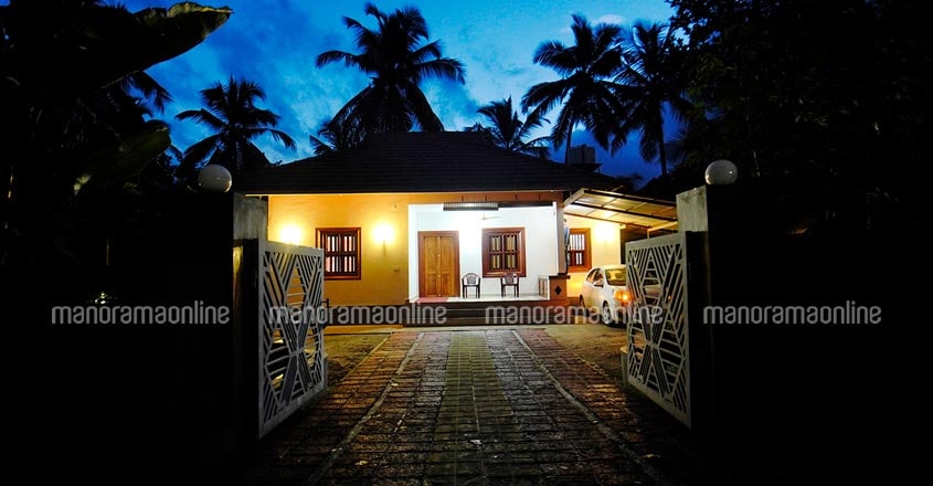 14-lakh-home-calicut-night 14-lakh-home-calicut-night