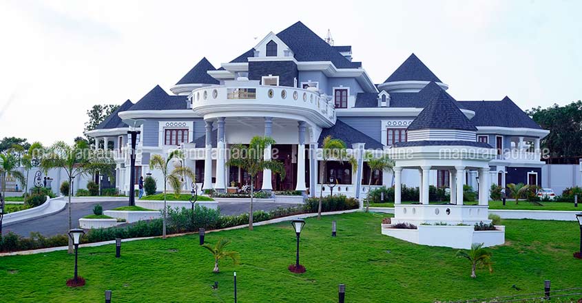 wayanad-ultra-luxury-home-exterior wayanad-ultra-luxury-home-exterior