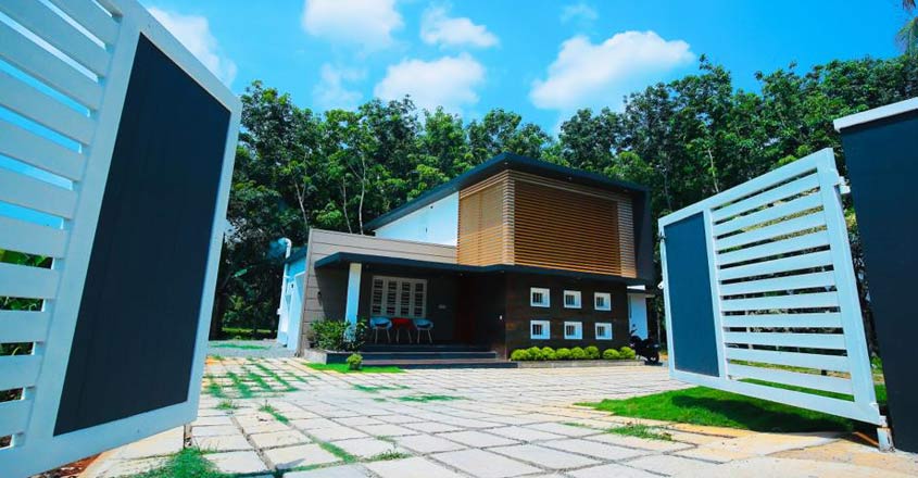 thrissur-house-elevation-landscape thrissur-house-elevation-landscape