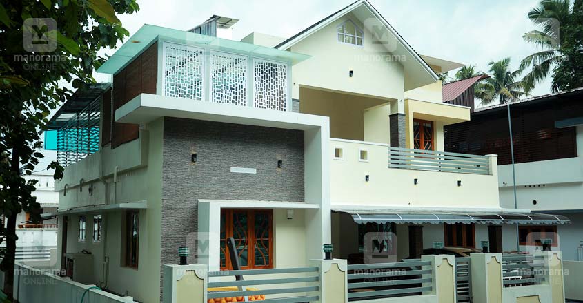 perumbavur-house-exterior perumbavur-house-exterior