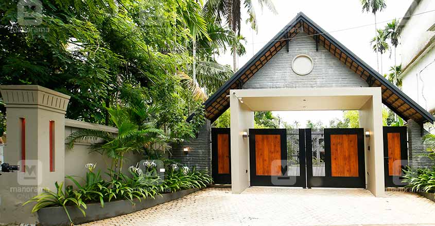 luxury-house-kuttiadi-gate luxury-house-kuttiadi-gate