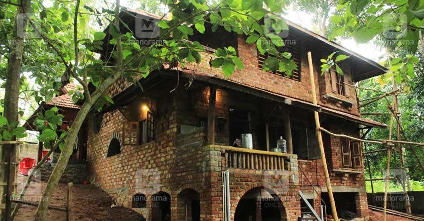 eco-friendly-house-trivandrum-exterior eco-friendly-house-trivandrum-exterior