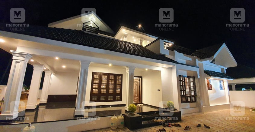 alapuzha-house-exterior-night alapuzha-house-exterior-night