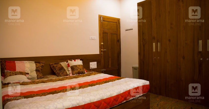 pravasi-house-manjeri-bed pravasi-house-manjeri-bed