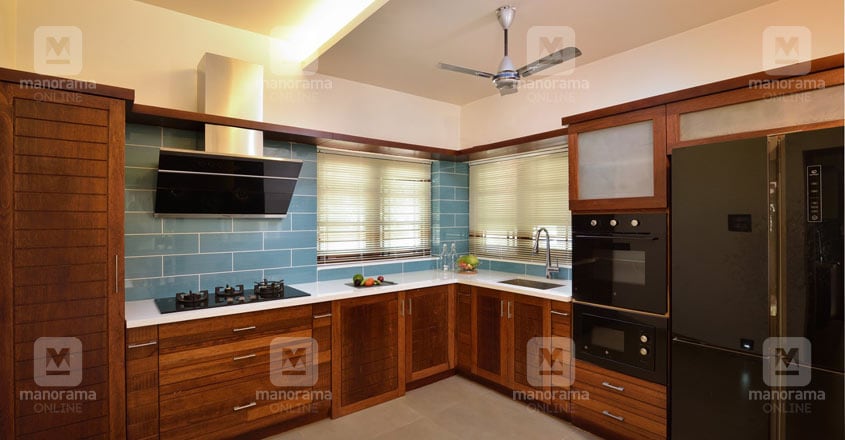 luxury-home-changanaseri-kitchen luxury-home-changanaseri-kitchen