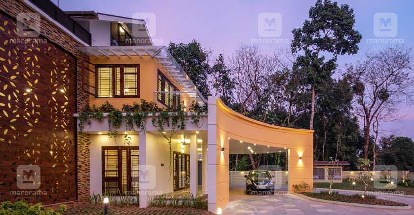 luxury-home-changanaseri-side luxury-home-changanaseri-side
