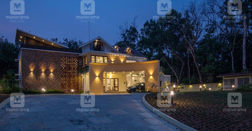 luxury-home-changanaseri-yard luxury-home-changanaseri-yard
