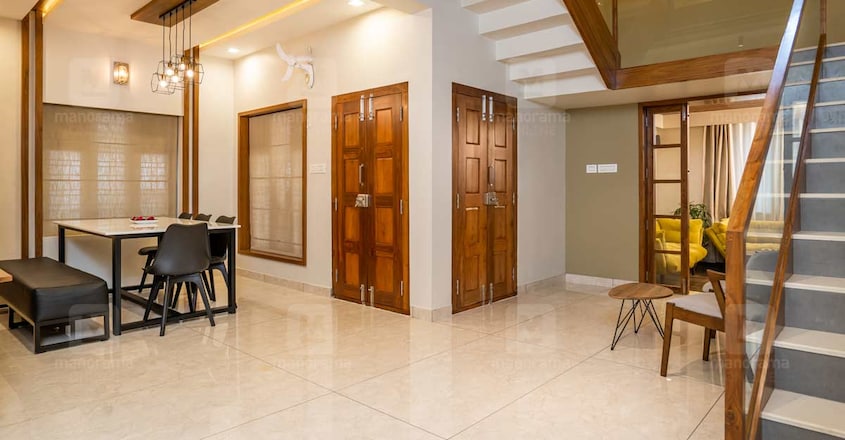 ren-home-nilambur-hall ren-home-nilambur-hall