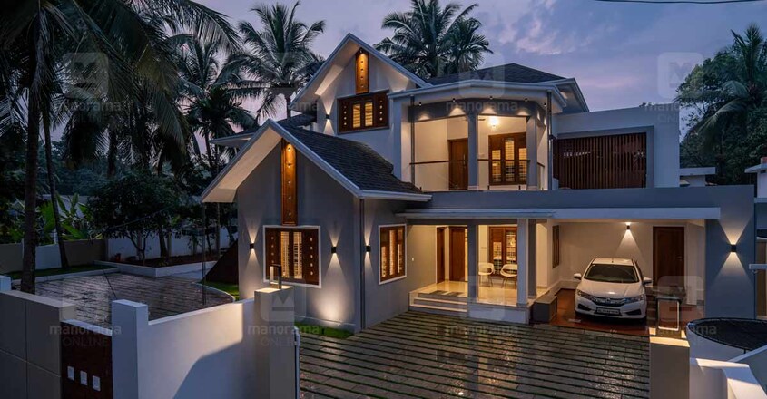ren-home-nilambur-night ren-home-nilambur-night