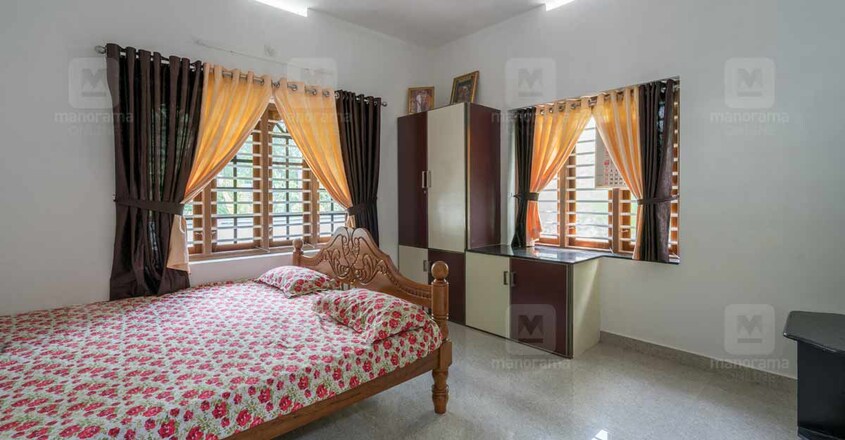 25-lakh-bed 25-lakh-bed