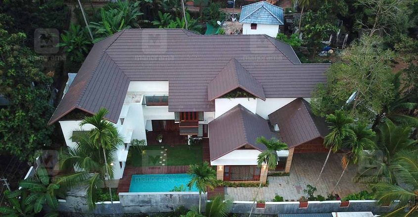 builder-house-aerial builder-house-aerial