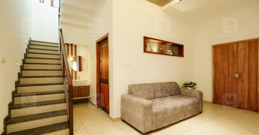 9-cent-house-poonoor-hall 9-cent-house-poonoor-hall