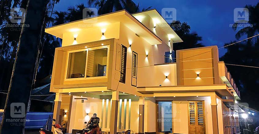 25-lakh-home-malapuram-night 25-lakh-home-malapuram-night