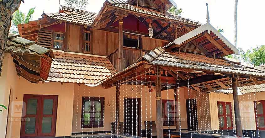 50-year-old-tharavadu-elevation 50-year-old-tharavadu-elevation