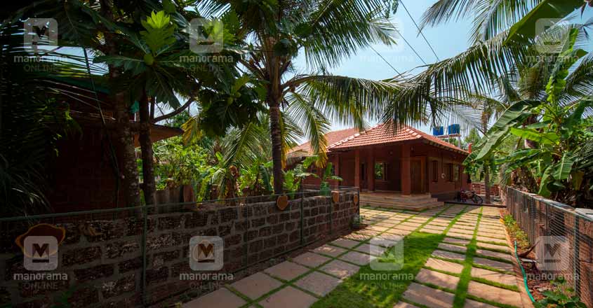 kasargod-cool-home-yard kasargod-cool-home-yard