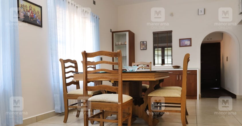 unique-home-pathanathitta-dine unique-home-pathanathitta-dine