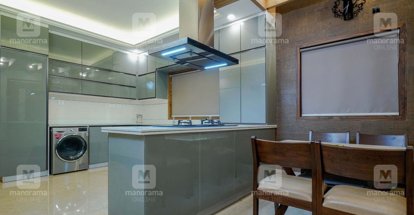 luxury-home-vadakara-kitchen luxury-home-vadakara-kitchen