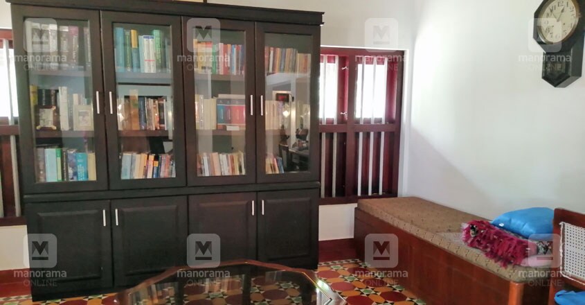traditional-thrissur-nalukett-library traditional-thrissur-nalukett-library