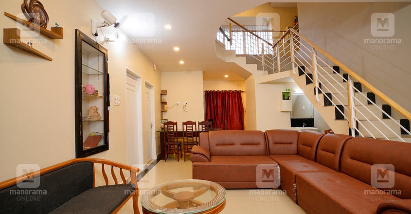 9-lakh-renovated-manjeri-living 9-lakh-renovated-manjeri-living