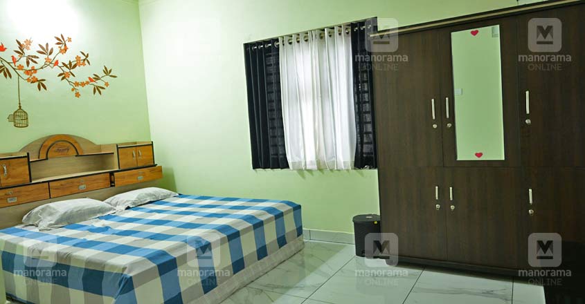 17-lakh-home-bed 17-lakh-home-bed
