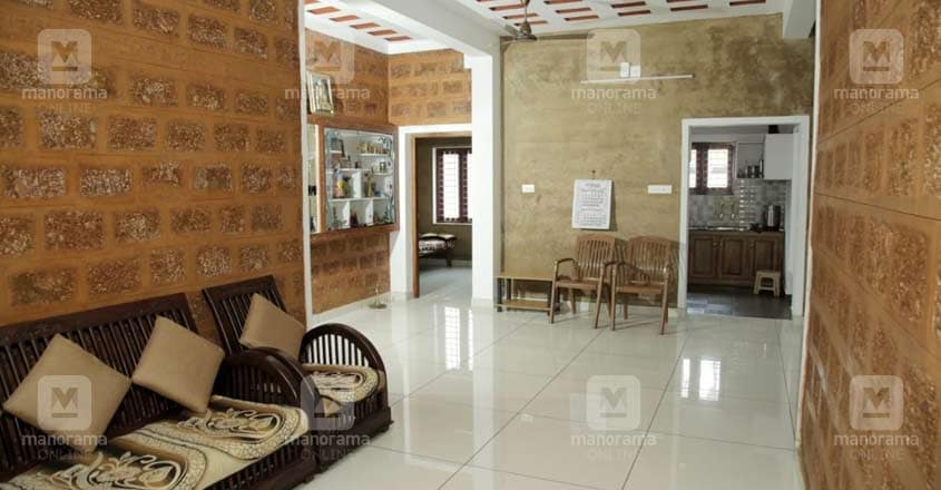 14-lakh-house-chalakudi-hall 14-lakh-house-chalakudi-hall
