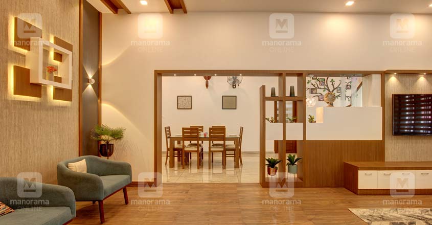 adoor-house-hall adoor-house-hall
