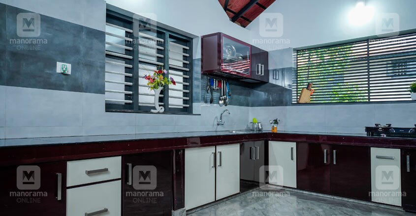 19-lakh-home-manjeri-kitchen 19-lakh-home-manjeri-kitchen