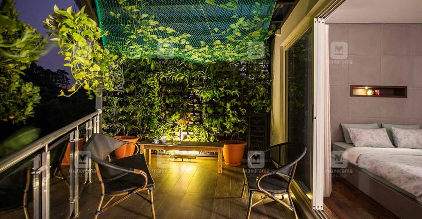 joint-house-kakkanad-balcony joint-house-kakkanad-balcony