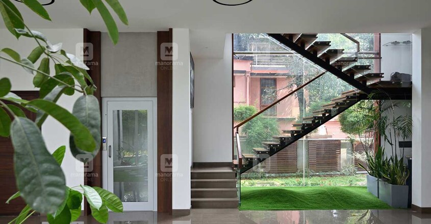 joint-house-kakkanad-stair joint-house-kakkanad-stair