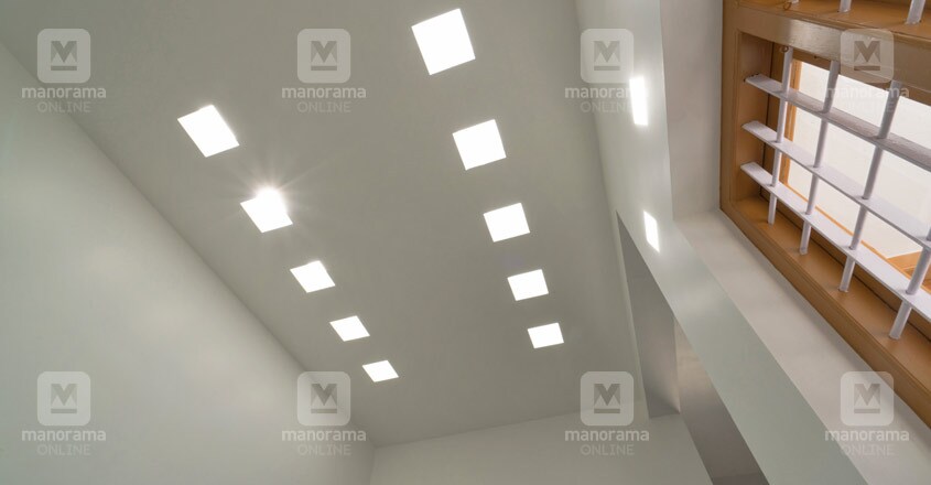 budget-house-ernnakulam-skylit budget-house-ernnakulam-skylit