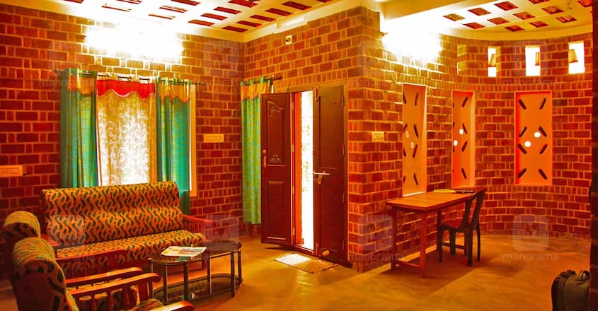 10-lakh-house-thrissur-hall 10-lakh-house-thrissur-hall