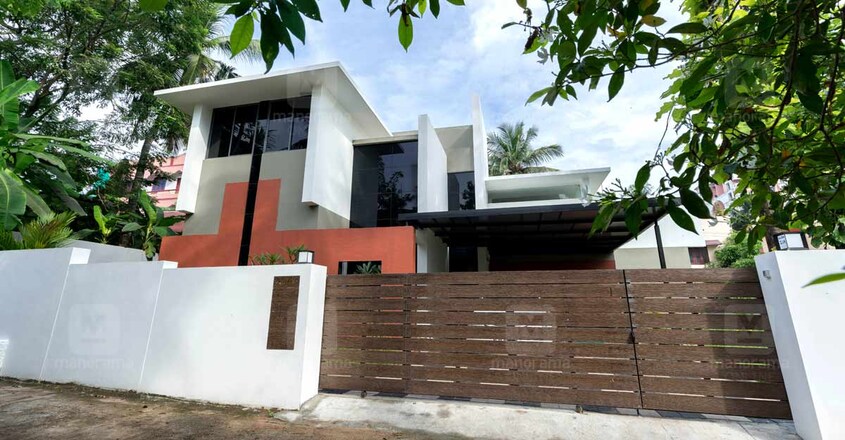 old-parents-house-tvm-view old-parents-house-tvm-view
