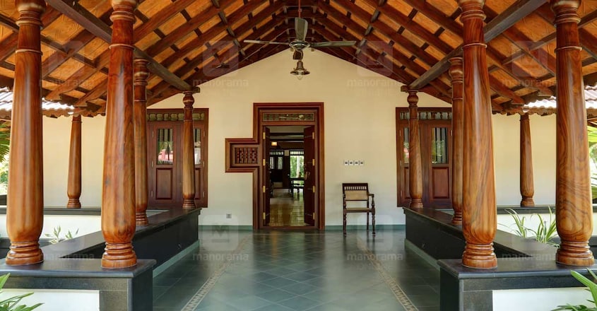 traditional-home-kumbanad-varanda traditional-home-kumbanad-varanda