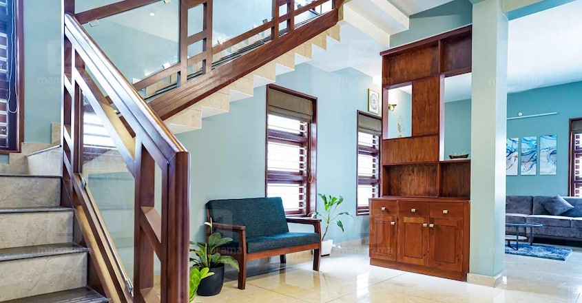 6-cent-house-thalasery-stair 6-cent-house-thalasery-stair