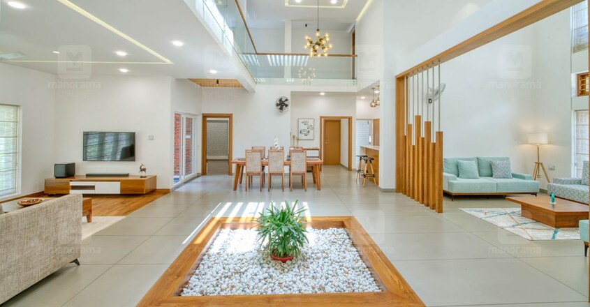 nri-home-karungappally-courtyard-view nri-home-karungappally-courtyard-view