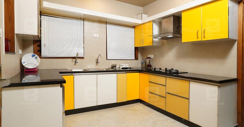 dual-face-house-thrissur-kitchen dual-face-house-thrissur-kitchen